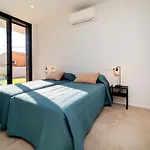 Villa Calalga By Interhome