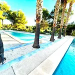 Vz Golf Villa