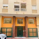 Bright And Sunny Apartment