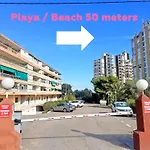 A 100M De La Playa. 2 Hab. A/C