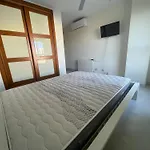 Ba12-2, Gran Apartamento Con Terraza Muy Cerca De