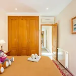 Piso Bonito Cerca De La Playa Con Piscina, Jardin, Gimnasio Y Garaje