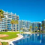 Apartamento Dos Amigos, Sea Senses , Sea View And 3 Swimming Pools, One Heated , Parking Space