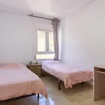 Cozy Apartment In Santa Pola With Kitchen