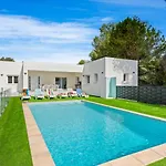 Villa Aiko - Plusholidays