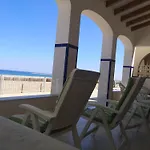 Villa X