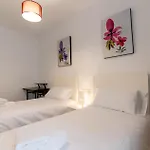 Rentafive 1Min Playa Apartamento Reformado