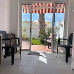 Botanical 2 Bedroom Bungalow With Com Pool Vm33