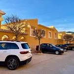 Montacala Holidays House