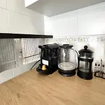 Cosy Apartment Near The Sea