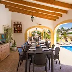 Villa Serenidad By Abahana Villas