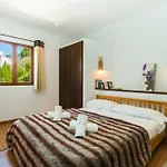 Villa Yelir By Abahana Villas