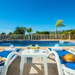 Villa Soleada By Abahana Villas