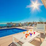 Villa Nevis By Abahana Villas