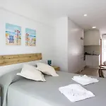 Chus Apartment 1º Linea Playa