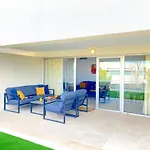 Impresionante Apartamento Con Vistas A La Piscina
