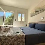 Cala-Azul Y Jacuzzi