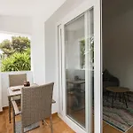 Casa Maria Top Floor Studio Apartment With Swimming Pool