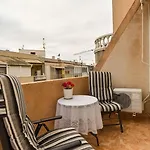 Atico Con 2 Dormitorios Garaje Y Piscina