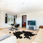 Villa Hugo 11 By Abahana Villas