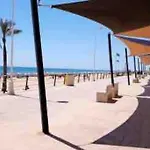 Plaza Porticada 200M De La Plage
