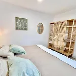 Nicole Apartaments Gam