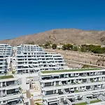 Seascape Luxury Apartment