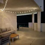 Amplio Atico Con Terraza Solarium Y Piscina Comunitaria