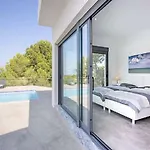 Ferienhaus Deluxe Villa Perseu