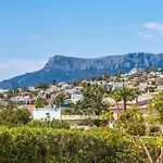 Villa La Paz By Abahana Villas