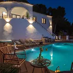 Villa Maracala By Abahana Villas