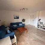 Apartamento Con Terraza De 100M2