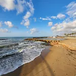 Modern Studio 5 Min To Beach & Dining