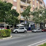 Уютные Апартаменты С Боковым Видом На Море