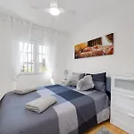 Cb Living - 2 Bedroom Bungalow Near Zenia Beach