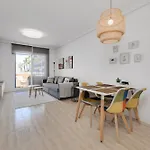 Cb Living - Pool View Apartment In Aguamarina