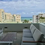 Oia 4 By United Renters