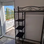 House Totally Refurbished In 2024, Terrace In Front Of The Sea, 1 Min Walk To The Beach, Aircon, Wifi