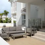 Helgafell Exclusive Courtyard Suite