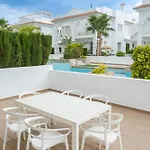 Helgafell Olivos Courtyard Suite