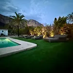 Villamontgovalls Private Pool And Stunning Views!