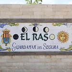 Gorgeous Home In Guardamar Del Segura With Wifi