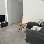 Lovely Apartment In Centre Of Alicante Near Plaza De Toros