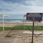 Beach 50Meters 2 Bedrooms L Ug Parking L Ac L Wifi