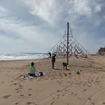Beach 50Meters 2 Bedrooms L Ug Parking L Ac L Wifi