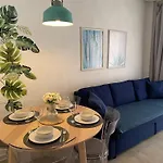 Przytulny Apartament 100M Od Plazy