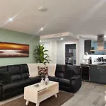 Navamares Luxury Danuria