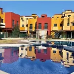 Casa Turquesa