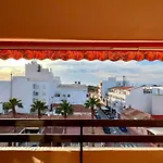 Frontline Sea Apartment Playa Los Naufragos