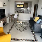 Beautiful Sea View Apartment Close To Beach With Pool